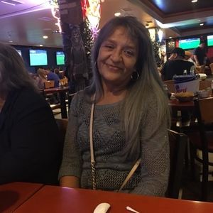 Meet your Posher, Cynthia